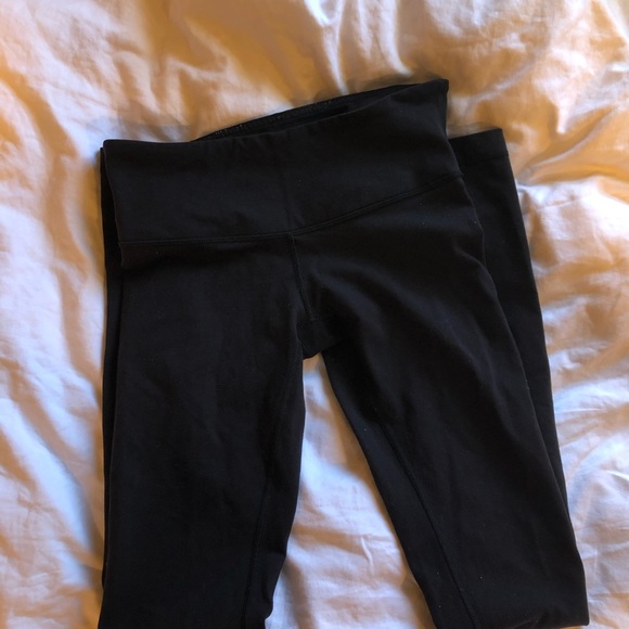 Lulu Lemon leggings - Picture 2 of 3